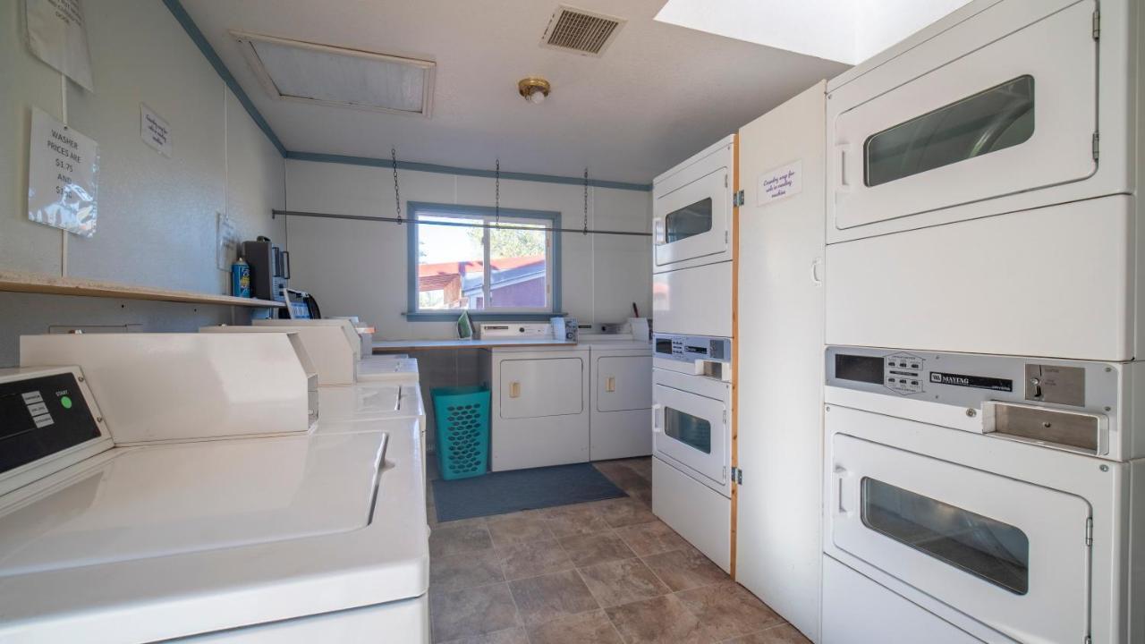 Ok Rv Park Glamping Tipi Ok56 Hotell Moab Exteriör bild